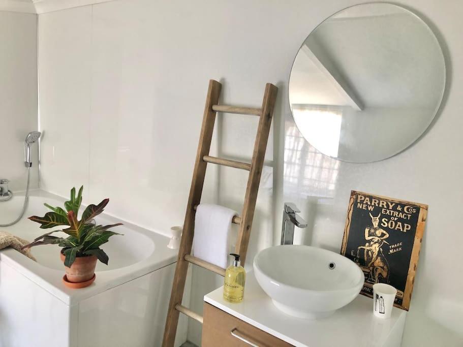 Cosy Farmhouse Escape In Monmouthshire Villa Wolves Newton Eksteriør billede