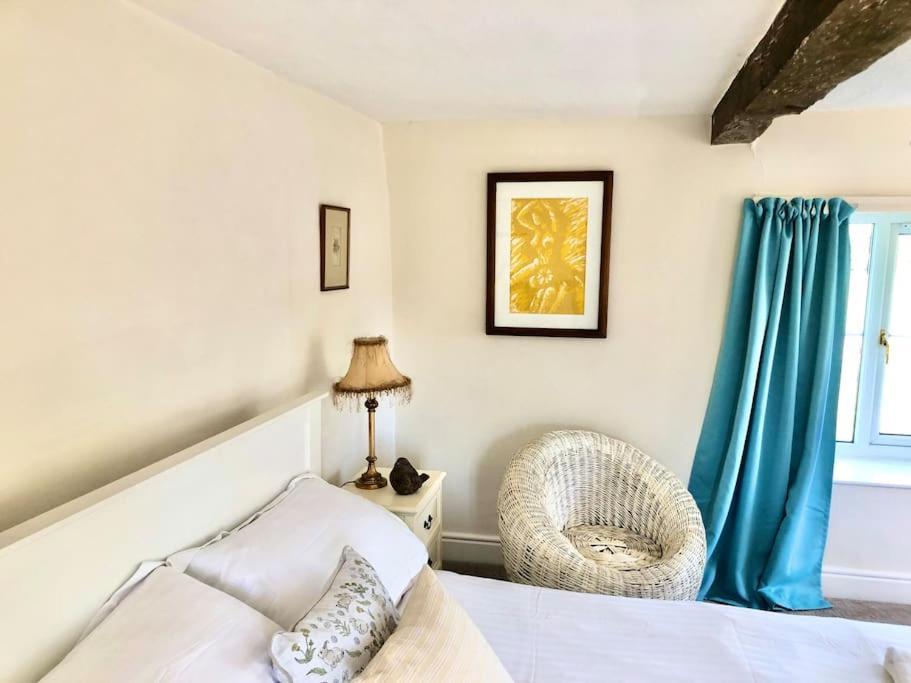 Cosy Farmhouse Escape In Monmouthshire Villa Wolves Newton Eksteriør billede